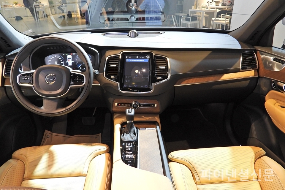 2020년형 볼보 XC90 실내 (사진=황병우 기자)