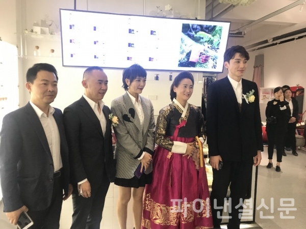사진좌측부터 Mr.C+ 설립자 진택진, 닥터마더스티 안시은, 중국 호남성 지사장 이검 대표