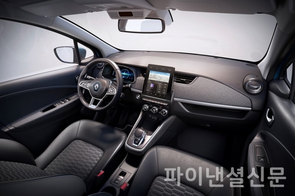 르노 전기차 조에 실내 (사진=르노)