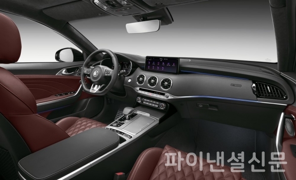 기아 스팅어 마이스터 실내 (사진=기아차)