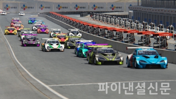 2020 CJ대한통운 e슈퍼레이스 9라운드 스타트 모습 (자료=슈퍼레이스)