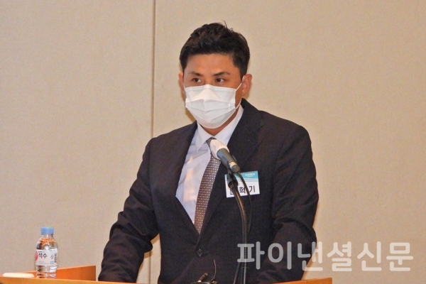 제주맥주 문혁기 대표이사가 회사소개와 상장 후 계획에 대해 소개하고 있다. (사진=황병우 기자)