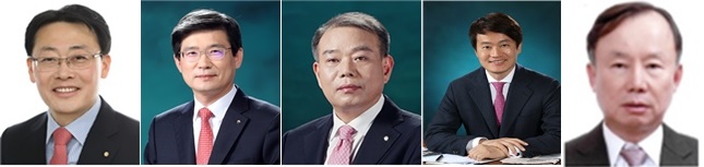 연임된 자회사 사장들. 사진 왼쪽부터 우리종합금융 김종득 대표이사, 우리자산신탁 이창재 대표이사, 우리펀드서비스 고영배 대표이사, 우리프라이빗에퀴티자산운용 김경우 대표이사, 우리금융경영연구소 최광해 대표이사/사진=우리금융