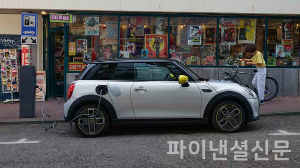 MINI 브랜드 첫번째 전기차 MINI 일렉트릭(MINI Electric) (사진=MINI)