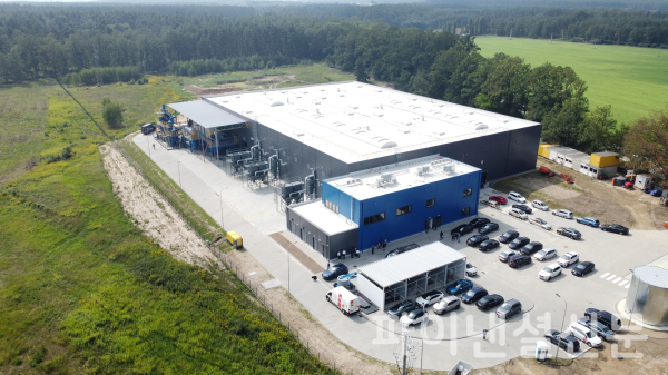 폴란드 브젝돌니시에 위치한 이차전지 리사이클링 공장 PLSC(Poland Legnica Sourcing Center) 전경/사진=포스코홀딩스