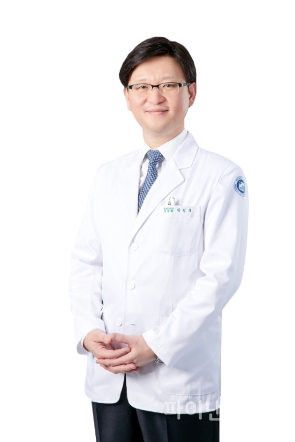 박진식 세종병원 이사장 /사진=중외제약
