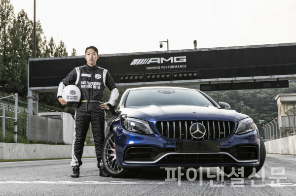 한성자동차가 국내 모터스포츠 활성화를 위해 AMG 오너 전용 클럽인 ‘2023 AMG 플레이그라운드(AMG Playground)’의 공식 앰배서더로 카레이서 노동기 선수를 발탁, ‘메르세데스-AMG C 63 S 쿠페’ 차량을 지원한다. (사진=한성자동차)