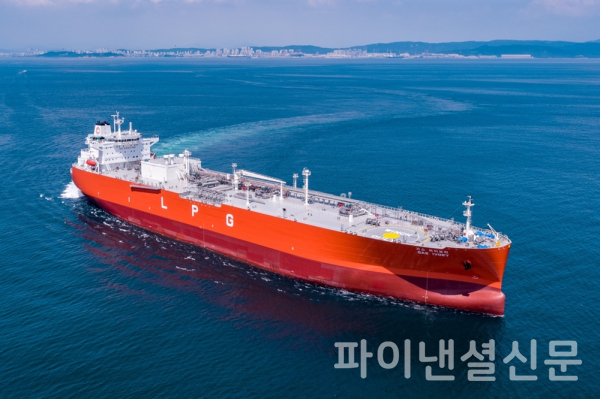 현대중공업이 2022년 건조해 인도한 LPG운반선의 시운전 모습 (사진=HD현대)