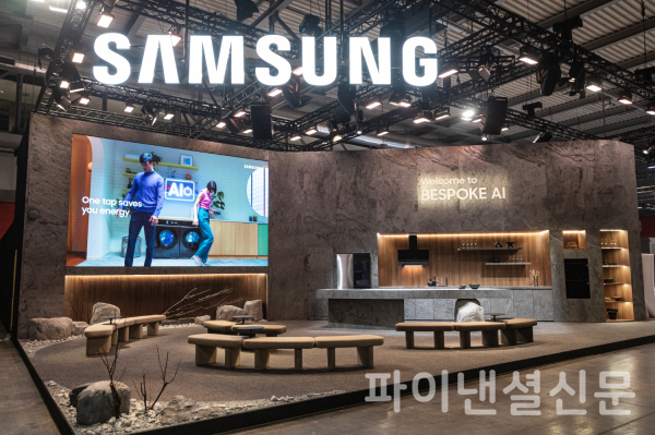 유로쿠치나 전시장에 비스포크 AI와 유럽 빌트인 신제품이 전시되어 있는 모습 (사진=삼성전자)