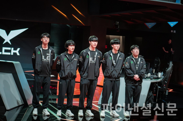 2024 LCK 서머 4주 차에서 T1과 BNK 피어엑스를 꺾으며 2위로 치고 올라온 한화생명e스포츠 (사진=LCK).