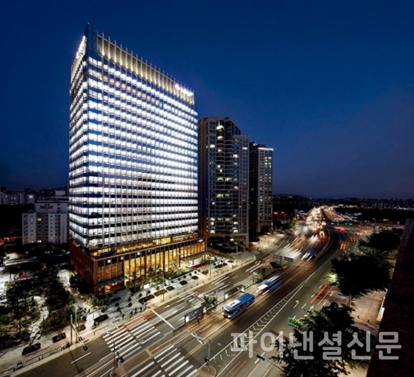 LG유플러스가 지난해 양호한 실적을 달성한 것으로 나타났다. 사진은 LG유플러스 용산 사옥 (사진=LG유플러스)