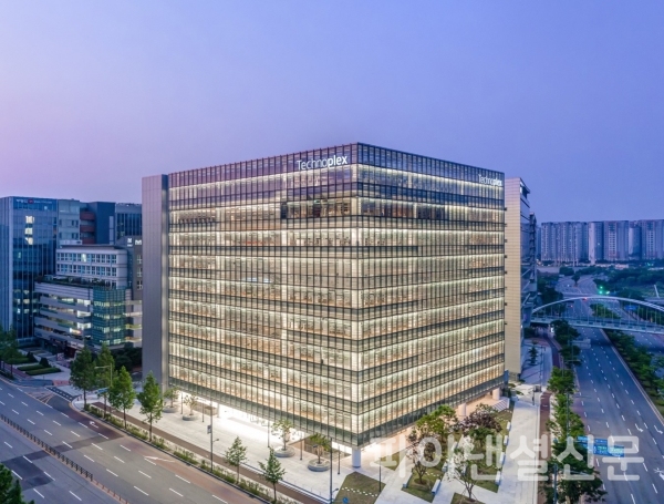 경기도 판교 한국앤컴퍼니 본사 '테크노플렉스' 외관 (사진=한국앤컴퍼니)