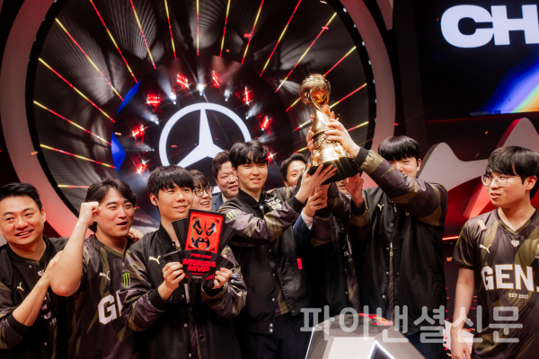 MSI 2024 우승을 차지하면서 LoL 월드 챔피언십 진출을 확정 지은 'LCK 1번 시드' 젠지 (사진=라이엇 게임즈 이스포츠).