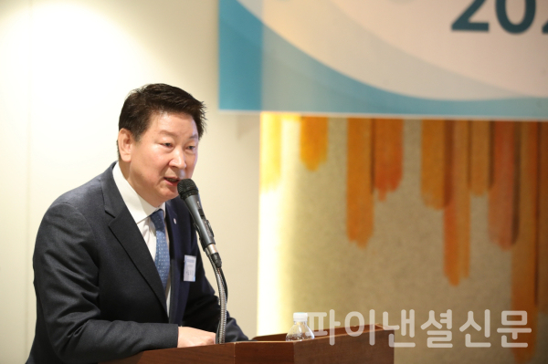 오화경 저축은행중앙회장이 31일 서울 중구 명동 소재 은행연합회관에서 열린 정기총회에서 하고 있다. (사진=저축은행중앙회)