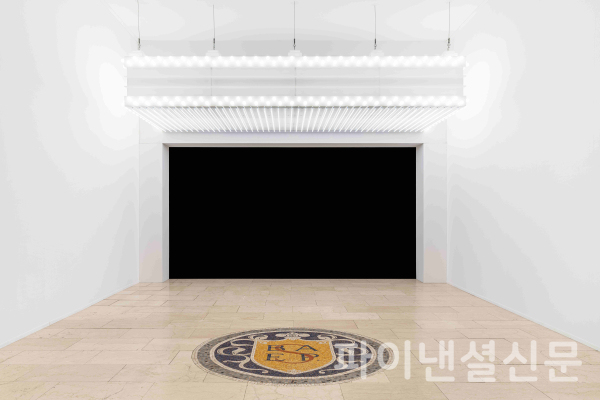 기아가 밀란 디자인 위크에서 전시한 필립 파레노(Philippe Parreno)의 마키(Marquee) (사진=기아)
