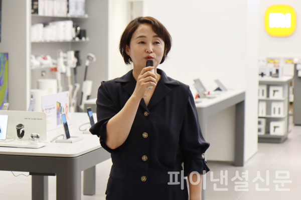 28일 오전 샤오미스토어 서울 여의도점 그랜드 오픈 행사에서 김희정 IFC몰 상무가 축사를 하고 있다. (사진=황병우 기자)