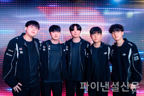 2025 LCK 플레이오프 2라운드에서 젠지를 꺾고 결승 직행전에 올라간 kt 롤스터 (사진=LCK)