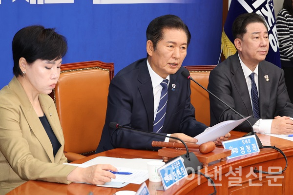 더불어민주당 정청래 대표가 10일 서울 여의도 국회에서 열린 최고위원회의에서 발언하고 있다. /사진=연합뉴스