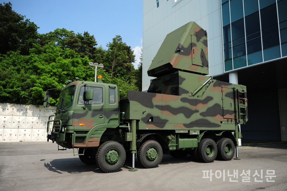 한화시스템의 천궁-II 다기능레이다(MFR) 시험현장. 앞으로 한화시스템은 13년 만에 국내 기술로 더욱 고도화되는 천궁-III의 다기능레이다(MFR)를 개발할 예정이다. (사진=한화시스템)