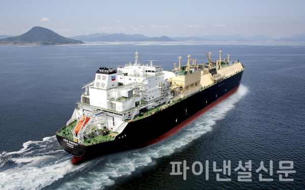 HD현대마린솔루션과 셰브론이 저탄소 선박으로 개조하기로 한 16만 입방미터급 LNG운반선 아시아 에너지호(Asia Energy) (사진=HD현대마린솔루션)